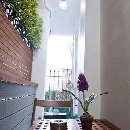 Iris Apartment Thessaloniki Exterior photo